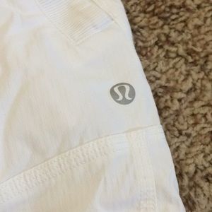 Lululemon Dance Studio Crop